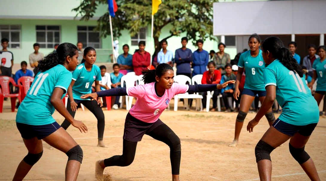 ভারত-ইরান ৩৭–৩৪: কাবাডি ফাইনালে সোনা ঠিক করে দিল অল আউটের ঘড়ি ভারত-ইরান ৩৭–৩৪: কাবাডি ফাইনালে সোনা ঠিক করে দিল অল আউটের ঘড়ি