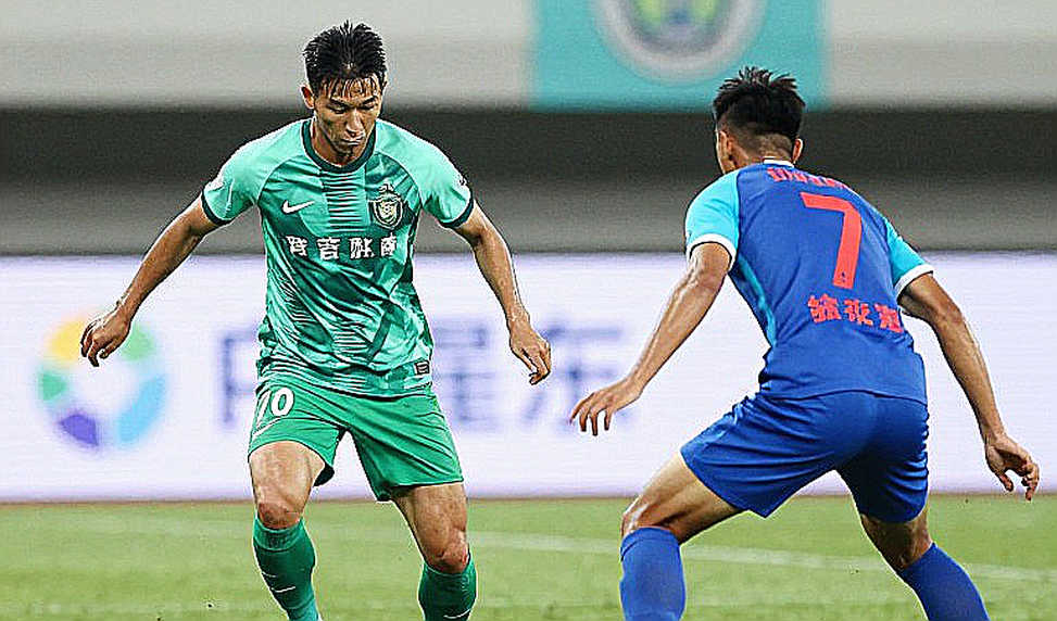 ক্যাপ্টেনের চিঠি, খালি করিডোর আর আট দফার কাগজ: পর্তুগালে যুগ বদলের নীরব হিসাব