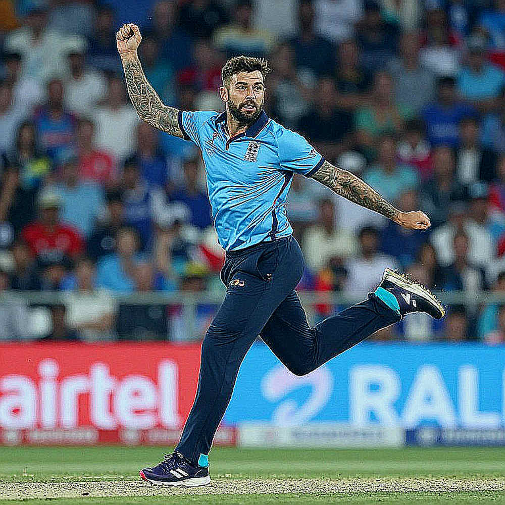 ঢাকার মাঠে প্রথম শেপ প্রতিশ্রুতি, দ্বিতীয় শেপ চালান: আবাহনী-শেখ রাসেল ম্যাচের ট্যাকটিক্যাল অডিট ঢাকার মাঠে প্রথম শেপ প্রতিশ্রুতি, দ্বিতীয় শেপ চালান: আবাহনী-শেখ রাসেল ম্যাচের ট্যাকটিক্যাল অডিট