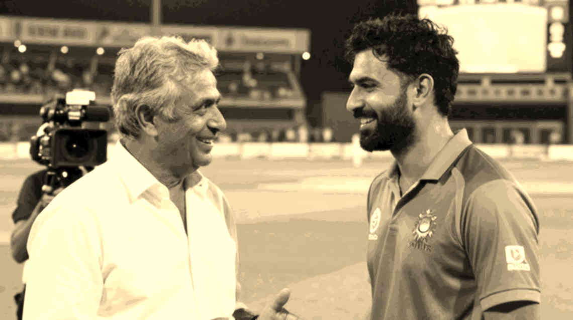 নিলামের দাম আর ডট-বলের খাতা: ফ্র্যাঞ্চাইজি ট্রান্সফার উইন্ডোতে আসলে কে টিকে থাকে